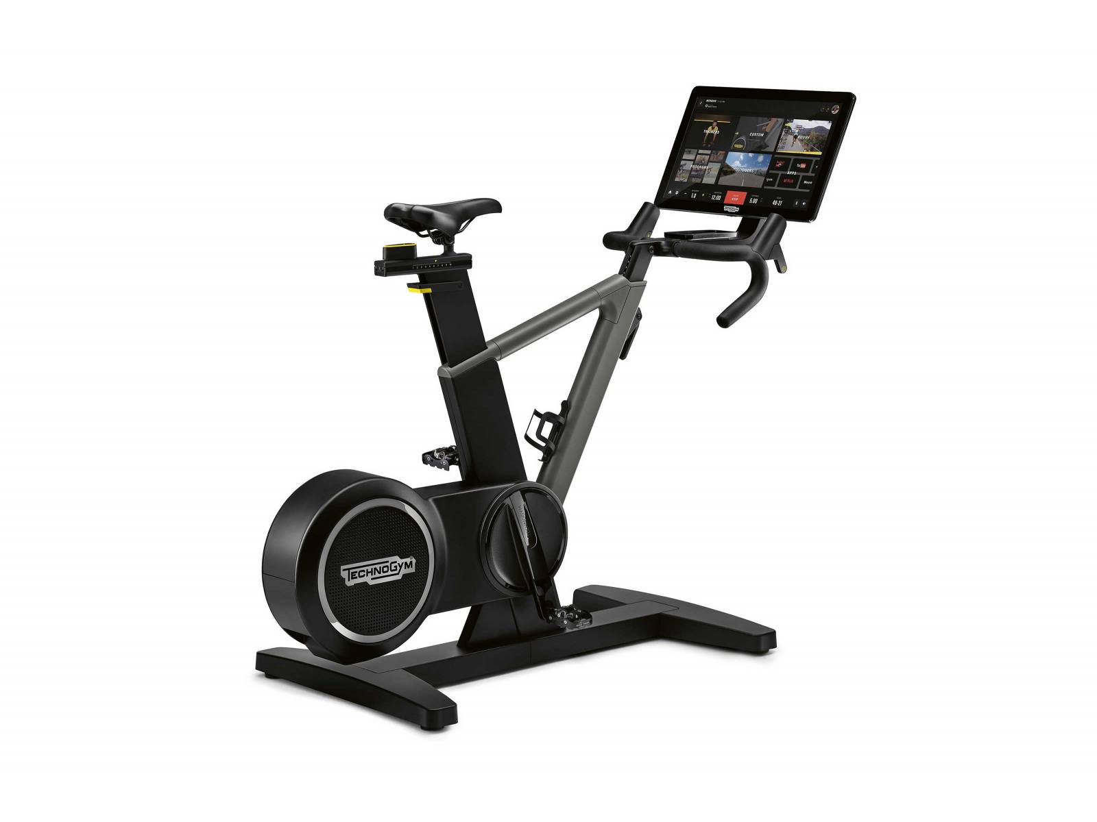 Dank der v-förmigen Rahmenstruktur eignet sich das Bike «Ride» für nahezu jede Körpergrösse und bietet mit integriertem, kippbaren 22-Zoll-Screen ein immersives Trainingserlebnis. Eine echte Gangschaltung,  «smart switch»-Umschalttasten und schnelle  Reaktionszeit inklusive. TECHNOGYM.